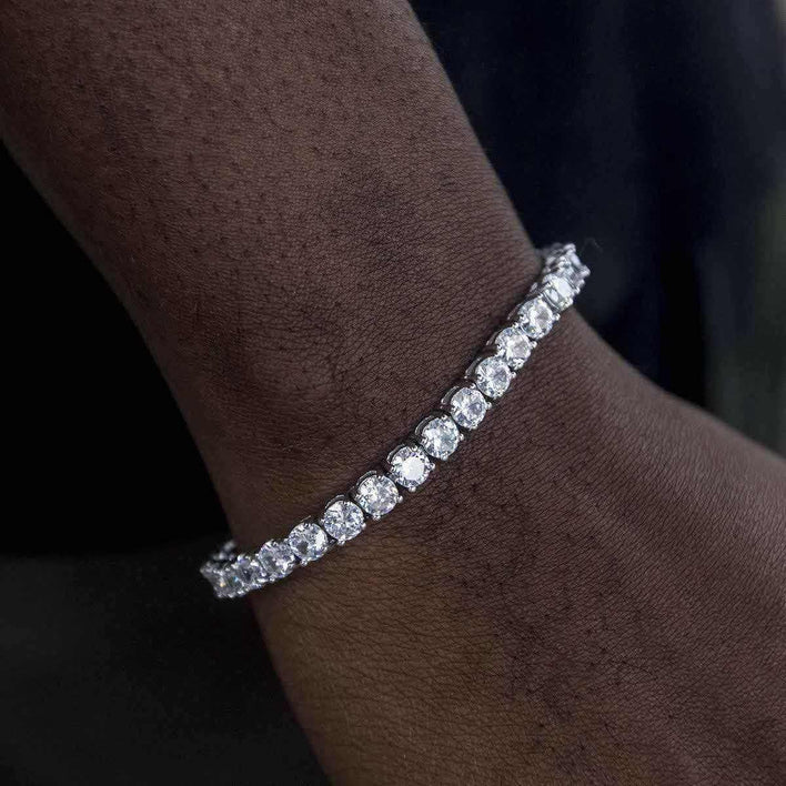 Diamond Tennis Bracelet in White and Yellow Gold- 5mm